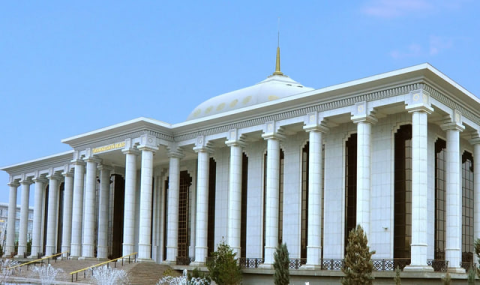 Меджлис Туркменистана утвердил новые этрапы в четырёх велаятах