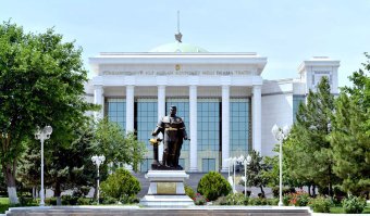 Киргизская драма Чингиза Айтматова оживает на туркменской сцене