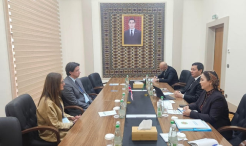 Туркменистан и Великобритания укрепляют сотрудничество в области образования