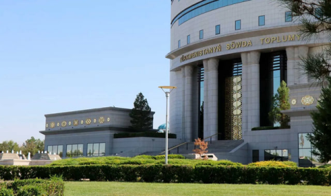 На бирже Туркменистана заключено пять сделок на 17,85 миллиона манатов