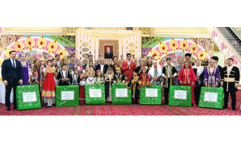 Встреча «Maşgalam – baş galam» отметила важность семьи в Туркменистане