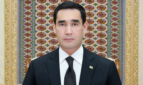 Сердар Бердымухамедов выразил уважение старшему поколению Туркменистана