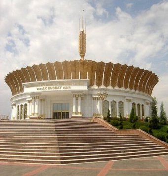 В Туркменистане 20-летний юбилей отметил Национальный музей пшеницы