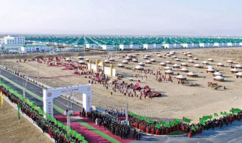 У озера Altyn asyr в Туркменистане строят современный жилой комплекс