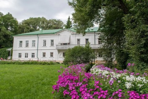 В музее-усадьбе Л. Н. Толстого «Ясная Поляна» прошла международная конференция, посвященная литературным музеям