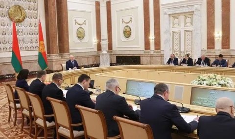 Лукашенко выделил несколько проблем в сфере образования и дал поручение о необходимости их решения